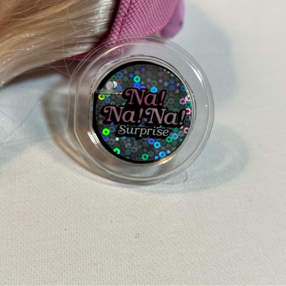 Na Na Na Surprise Doll Krysta Splash Sparkle Series 1 - Picture 6 of 7